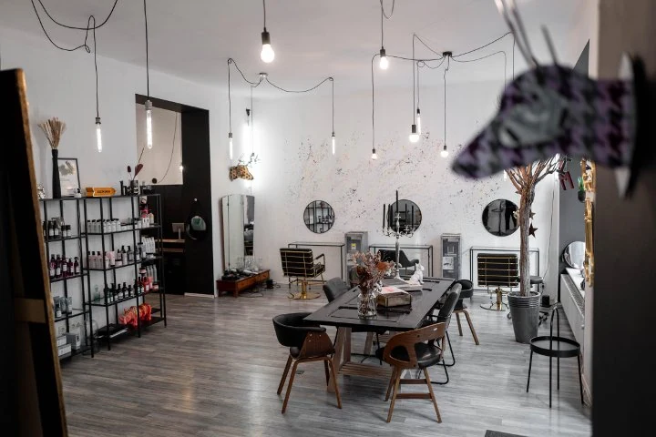 ALCHIMIE hairdressing by Sasha – Friedrichshain, Berlin