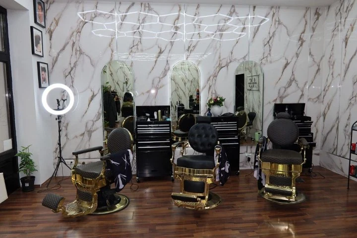 Amoria Salon – Charlottenburg, Berlin