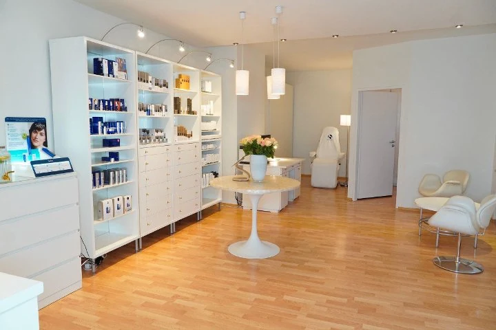 Ariane Wagner Cosmetics – Viktualienmarkt, München