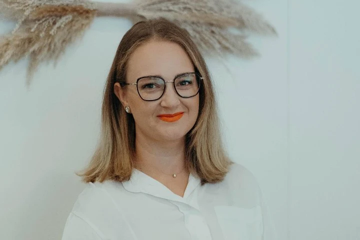 AVA Beauty by Nadja Jakimenko – Achim