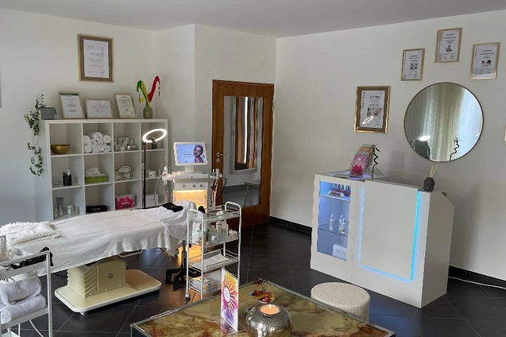 Bali Beauty & Wellness Point – Harheim, Frankfurt am Main