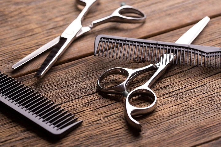 CUT 83 Friseursalon – Maxvorstadt, München