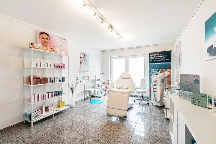 Derma D'Luxe – Bonn, Bonn