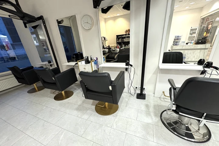 Friseur Your Place – Berliner Tor, Hamburg