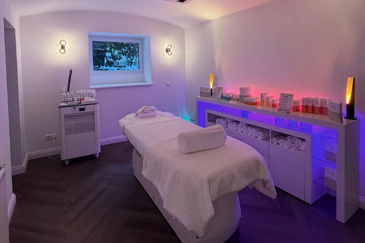 Gloria Glow Beauty Studio – Schlump, Hamburg