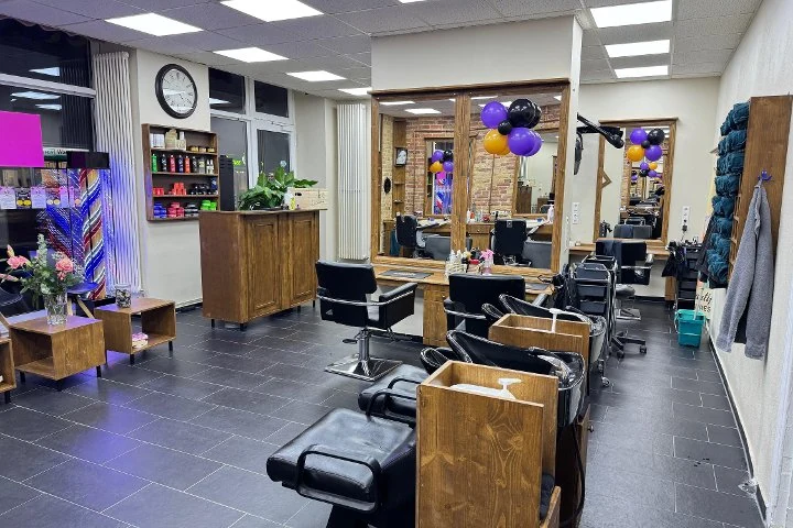 Hair & Fashion + Mega Style Herrenfriseur – Spandau Altstadt, Berlin