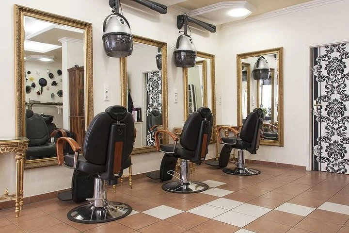 Je Suis Hair & Make Up Art – Nippes, Köln