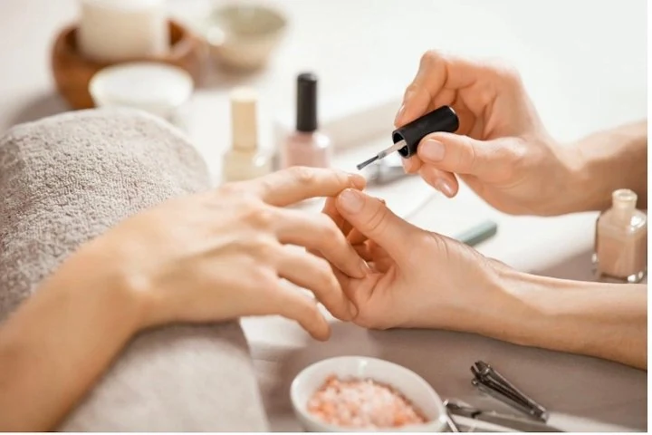 Linh's Nails Nagelstudio (UG Mathäser) – Hauptbahnhof, München