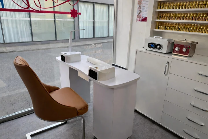 Loan's Nails – Höchster Altstadt, Frankfurt am Main