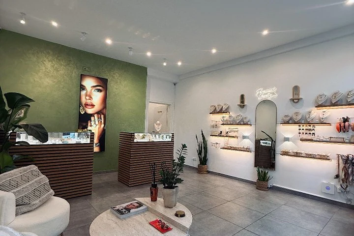 Özgür Sarikaya Beauty & Jewelry – Severinstraße, Köln