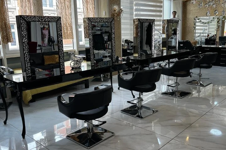 Roya Beauty Palace – Marktplatz, Offenbach