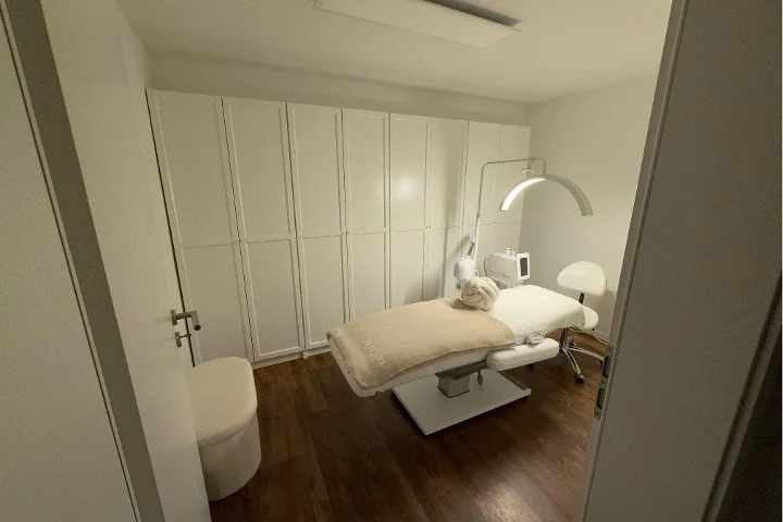 SANAE Align & Glow – Nied, Frankfurt am Main