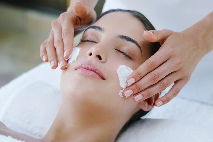 Schuback Parfümerie Kosmetik Studio und Beauty Station Bremerhaven Georgstraße – Bremerhaven