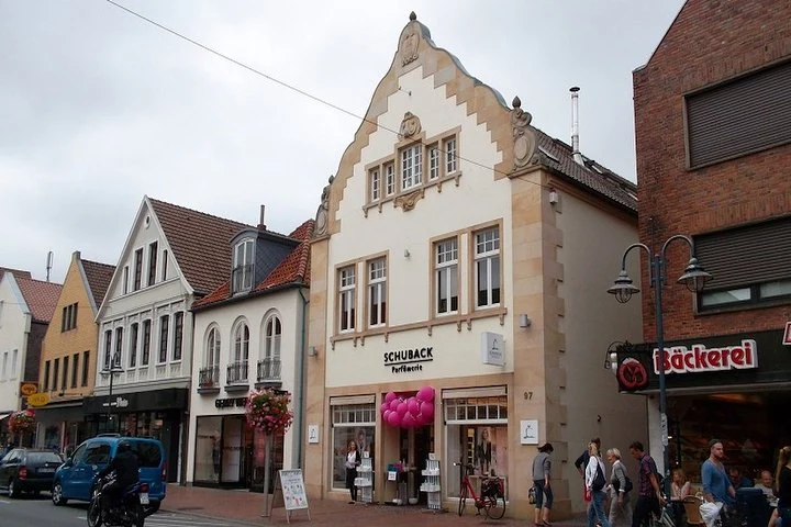 Schuback Parfümerie Kosmetik Studio und Beauty Station Vechta – Vechta