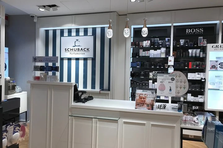 Schuback Parfümerie Kosmetik Studio und Beauty Station Wismar – Wismar