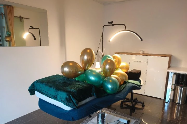 Velvet Glam Beauty by Paula – Moosach, München